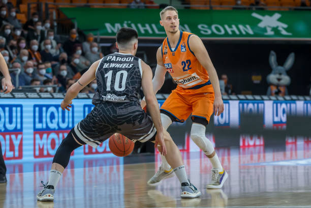 都全力以赴 都全力以赴