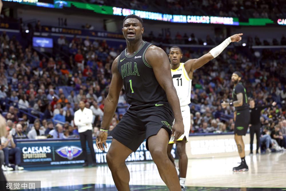 满了好奇 满了好奇